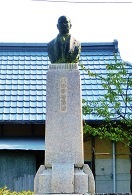 八田宗吉の像